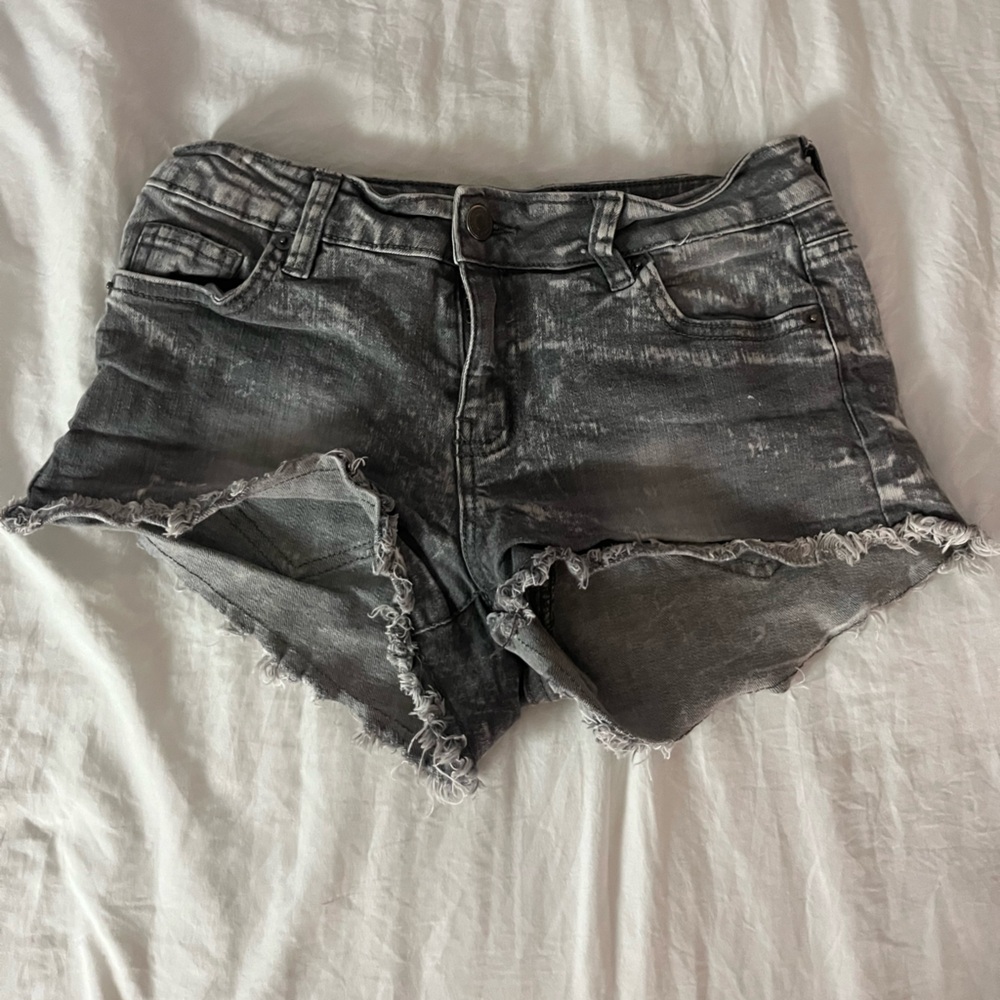 dark gray jean shorts